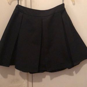 Collective concepts skirt
